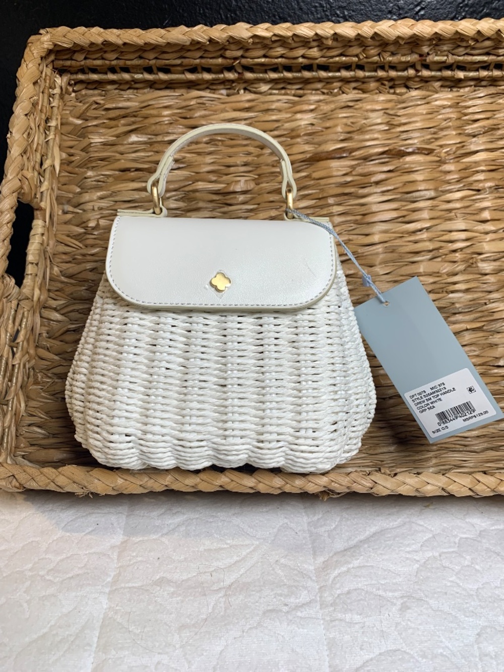 Antonio Melani white woven mini handbag/NWT cute and summery - Picture 6 of 16
